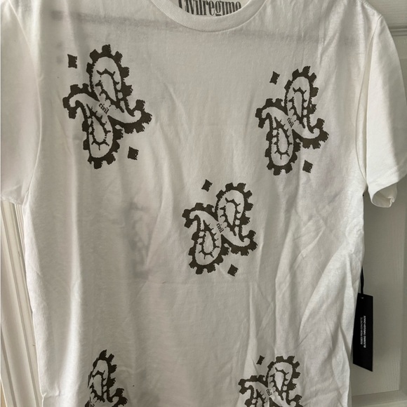 Civil Regime Men’s White T-Shirt with Paisley Print Size Medium BNWT - Picture 12 of 12
